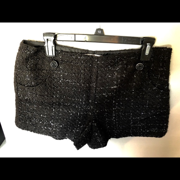 Jennifer Lopez Pants - Black Sparkly Brocade Dressy Shorts